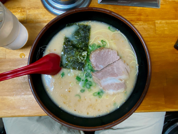 「博多ラーメン:700円」@博多ラーメン長浜や 上野店の写真