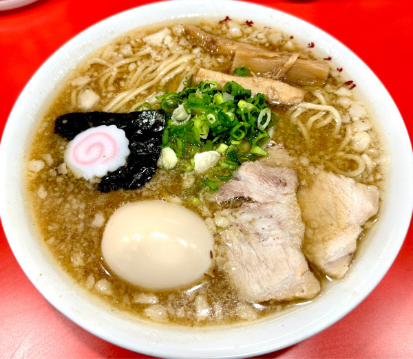 「背脂中華そば＋漬け玉子＋半ライス」@中華そば ふくもりの写真