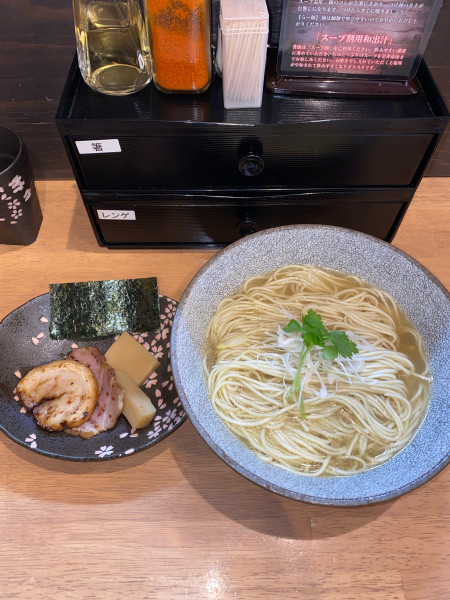 「淡麗塩らー麺大盛¥930円(限定)」@麺処 湯咲の写真
