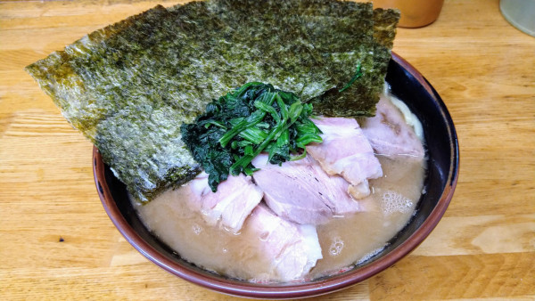 「チャーシューメン(味濃いめ･麺硬め)+海苔」@横浜家系ラーメン 大原家の写真