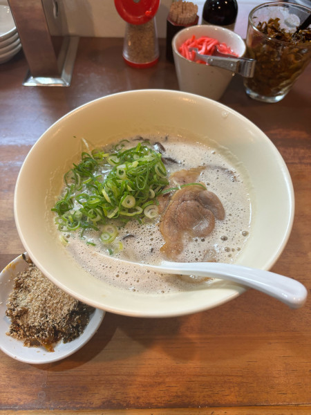 「博多豚骨ラーメン」@幸心堂の写真