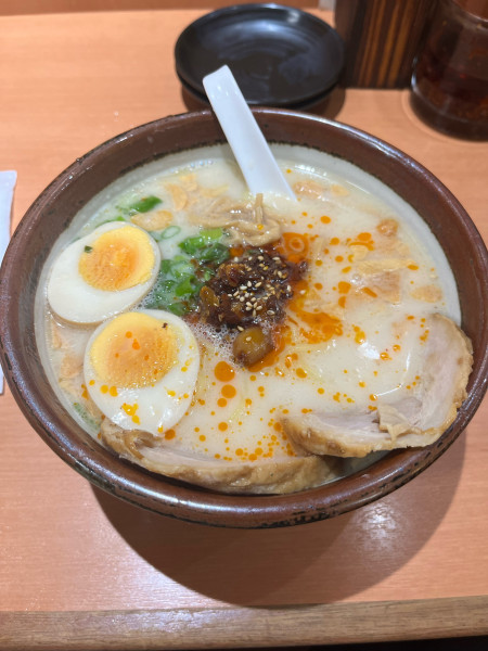 「超熟成らーめん 大盛り」@俺流塩らーめん 中目黒駅前店の写真