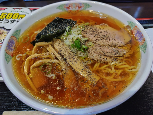 「らーめん　※クーポンで５００円　＋ブラックペッパー：無料」@麺屋 直の写真