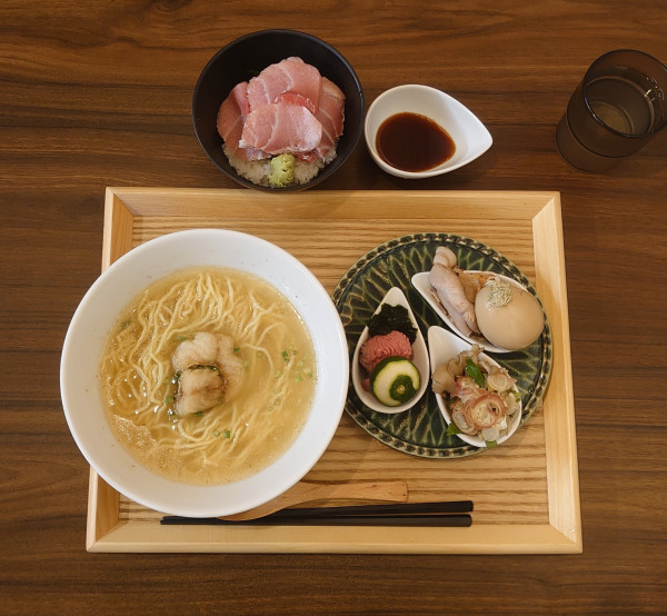 「特製甘鯛らあ麺＋天然生本マグロ丼」@三代目 善平の写真