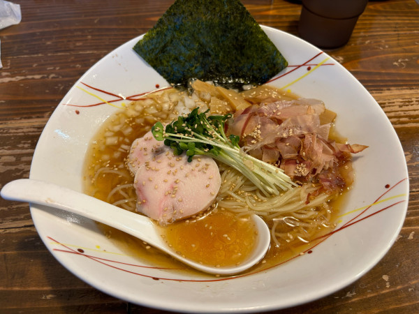 「【夏季限定】鰹冷やしら〜めん」@煮干しそば 虎空の写真