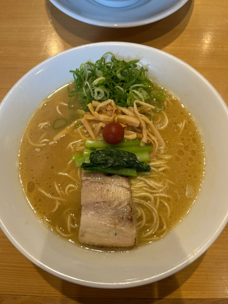 「濃厚　醤油らぁ麺」@らぁ麺 善治 久地店の写真