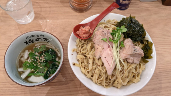 「しそ昆布和え梅生姜つけ麺1200円大盛150円」@小麦と肉 桃の木の写真
