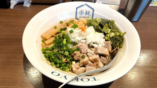 「スパイシーまぜ麺（大盛り）」@楽観 下北沢店の写真