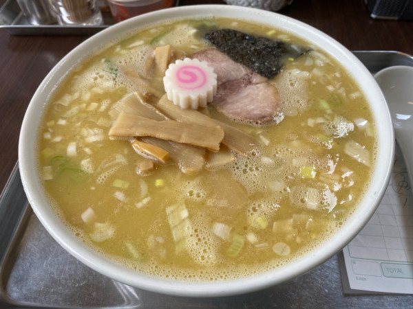 「鶏白湯塩ラーメン(土曜日限定)」@東京らぁめんちよだの写真