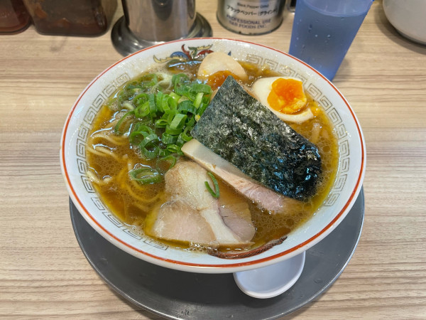 「味玉ラーメン(黒)」@鯨人の写真