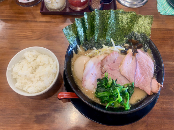 「全部乗せ 並 1,200円＋半ライス 無料」@上総家の写真