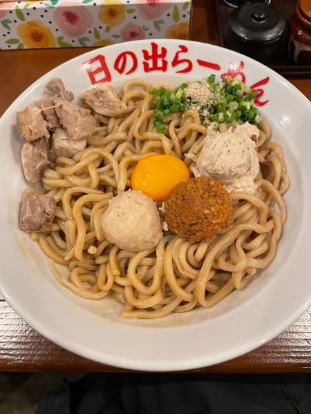 「ガッツ麺DX」@日の出らーめん 名駅西口分店の写真