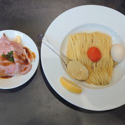 牡蠣バターたまご麺＋肉丼＋味玉