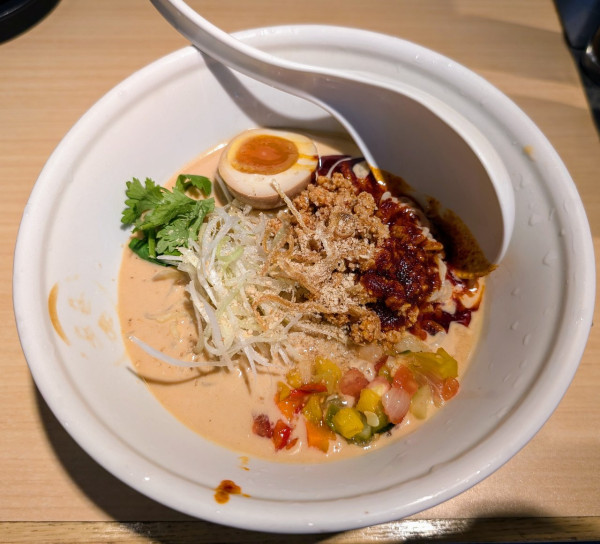 「冷やし担々麺980円」@TOKYO豚骨BASE MADE by 博多一風堂 大宮店の写真