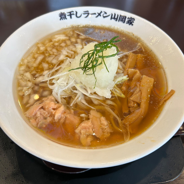「冷やしみぞれラーメン930円」@煮干しラーメン山岡家 荒川沖店の写真