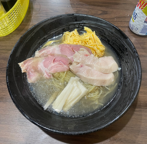 「煮干しの冷やし（1100円）限定」@虎一番の写真