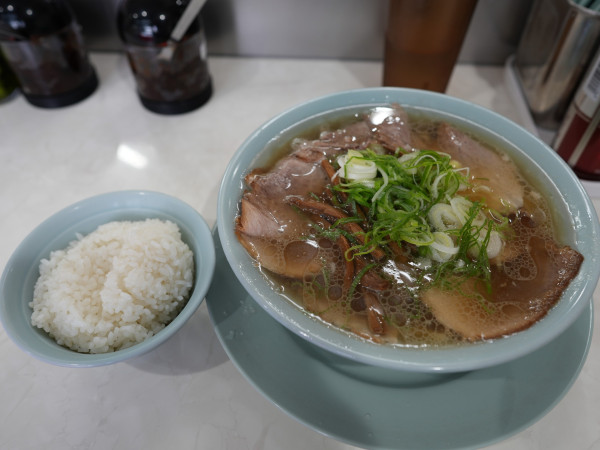 「中華そば＋めし＋めし」@クマちゃんラーメンの写真