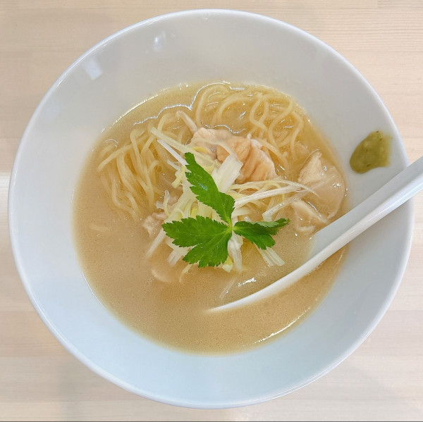 「真鯛白湯」@吉法師の写真