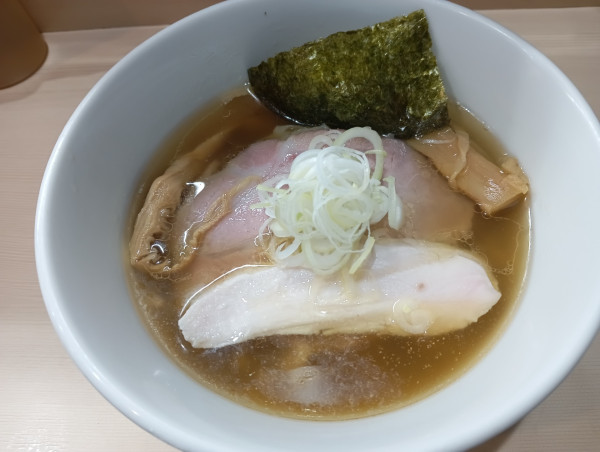 「塩中華そば（￥950）」@手揉み中華そば 中村の写真