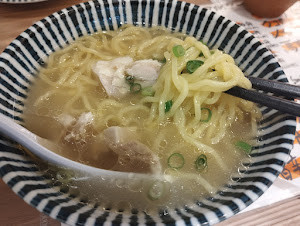 「鶏ラーメン(440)」@手羽唐酒場 ビクトリー 戸塚店の写真