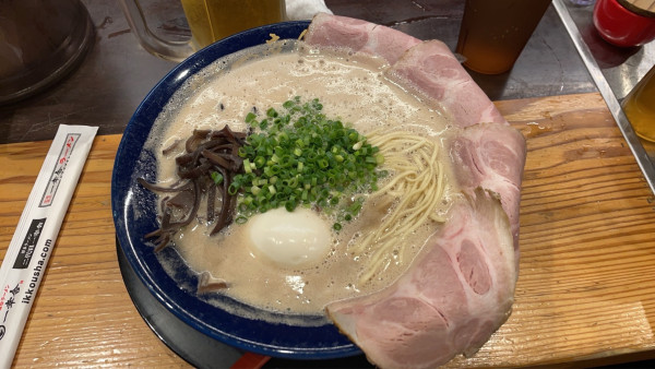「特上泡系豚骨ラーメン」@博多一幸舎 総本店の写真