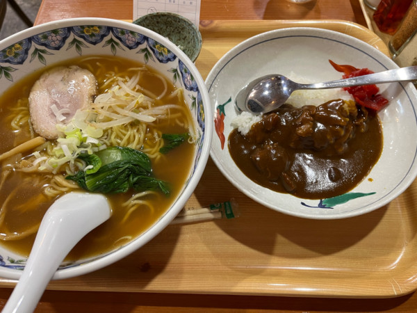 「ラーメン カレーセット」@万福食堂 豊洲駅前店の写真