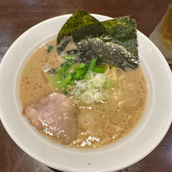 「仙台っ子ラーメン大盛+ビールとか　¥?」@ラーメン堂 仙台っ子 仙台駅前名掛丁店の写真