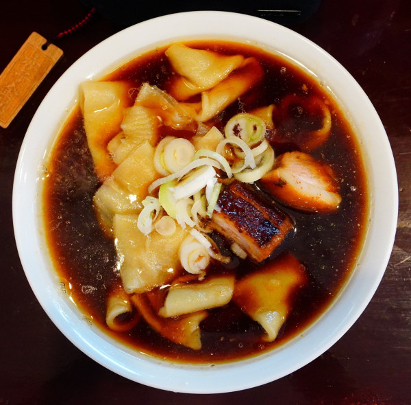 「ワンタンメン」@手打ち 陰日向の写真