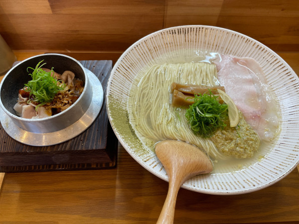 「牡蠣そば」@中華そば 華塩の写真