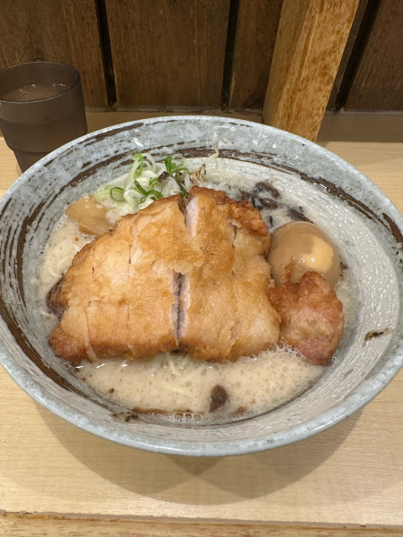 「とんこつパーコー」@こってり脂らーめん きたろうの写真