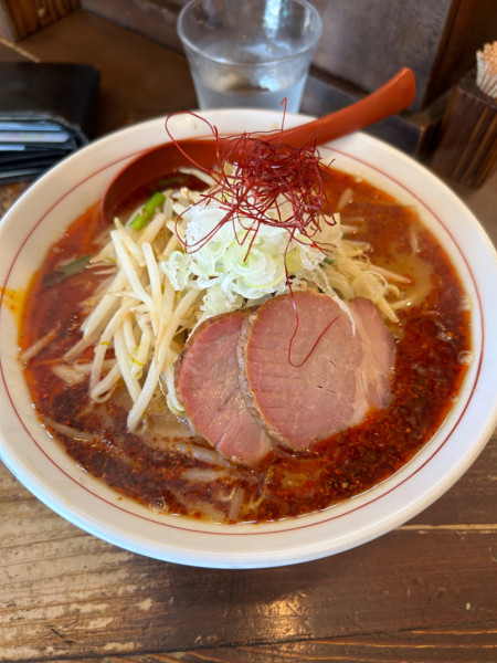 「辛味噌ラーメン」@東京味噌らーめん 鶉の写真