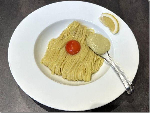 牡蠣バターたまご麺（800円）