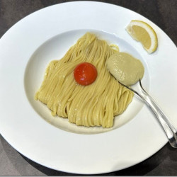 牡蠣バターたまご麺（800円）