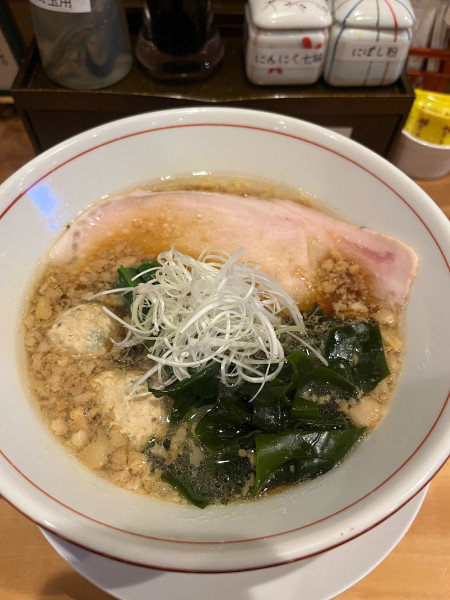 「濃厚背脂煮干し正油そば(980円)＋お通し(500円)」@原口商店の写真