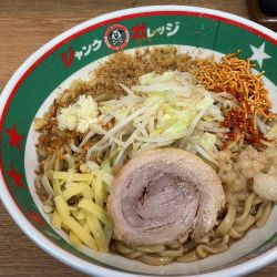 まぜそば大盛、全マシ(エビマヨ抜き)