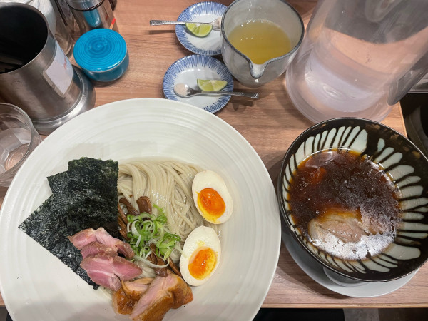 「特製醤油つけ麺　昆布水」@麺処 ほん田 秋葉原本店の写真