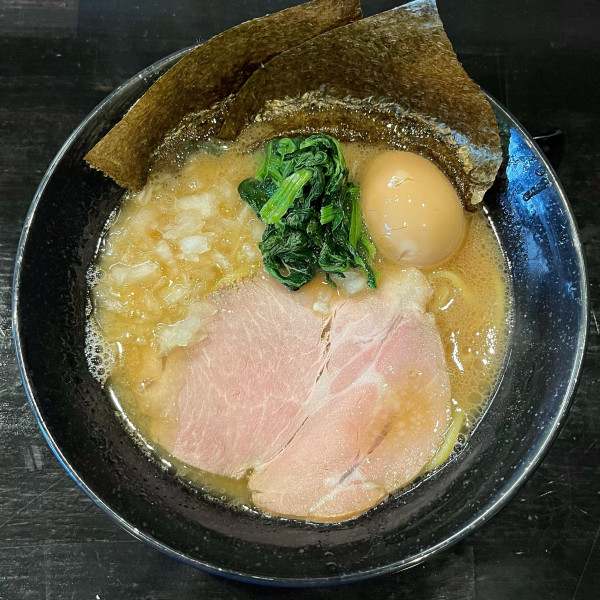 「醤油 並（880円）」@熊本家系ラーメン 十五家の写真