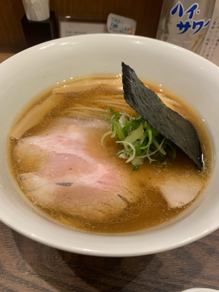 「熟成もろみ醤油らぁ麺」@横浜 らぁ麺 めだか堂 横浜モアーズ店の写真