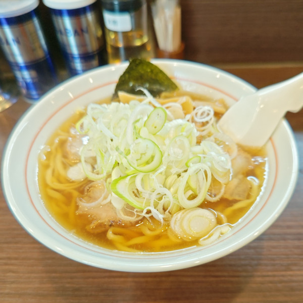 「肉そば（大盛）＋ねぎ」@らぁ麺やGOの写真