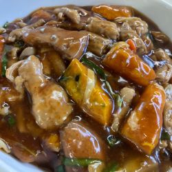 スタミナ冷やし大盛りホルモンプラス