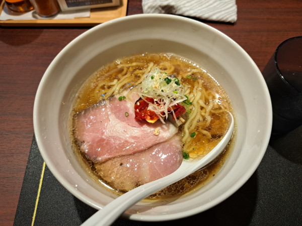 「コンソメラーメン塩」@Craft Ramen BiTの写真