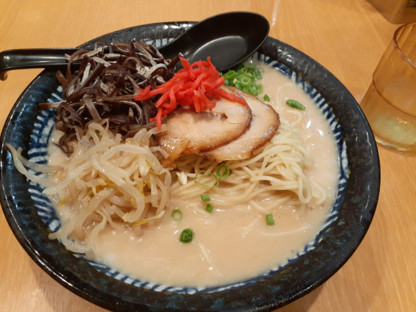 「冷やしラーメン、大盛」@ラーメン 暖暮 町田店の写真