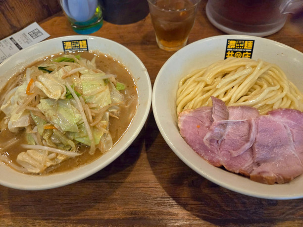 「濃菜つけ麺中盛り+野菜大盛り」@濃菜麺 井の庄の写真