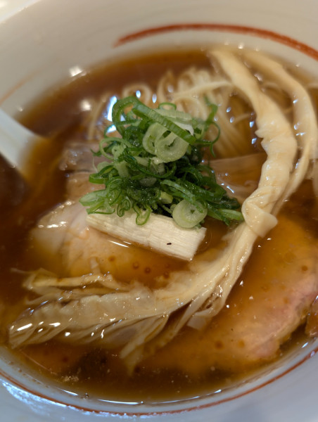 「らーめん正油」@川の先の上の写真