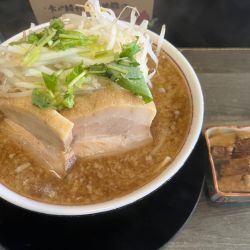 塩マンモスラーメンうずら