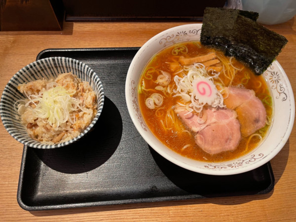「ラーメン　混ぜごはん」@つけそば 神田勝本の写真