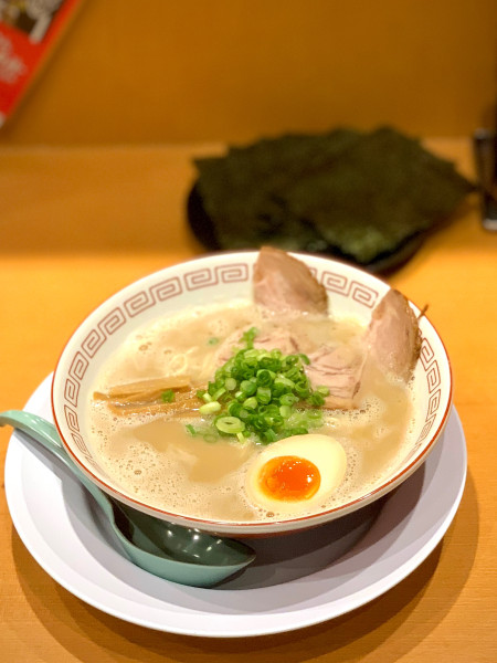 「だるまらーめん ¥900」@だるま大使 無限 下北沢駅前店の写真