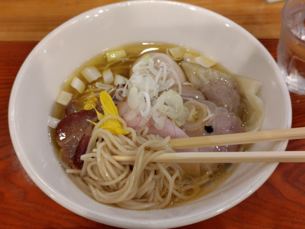 「旨み鶏だし 特製·塩　発芽玄米入り白ごはん」@生粋 花のれんの写真