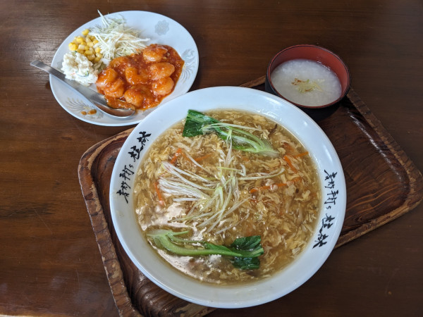「とろみラーメン＋エビチリセット　1296円」@桂林の写真