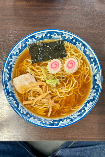 「支那そば大盛り（800）」@伊勢屋の写真